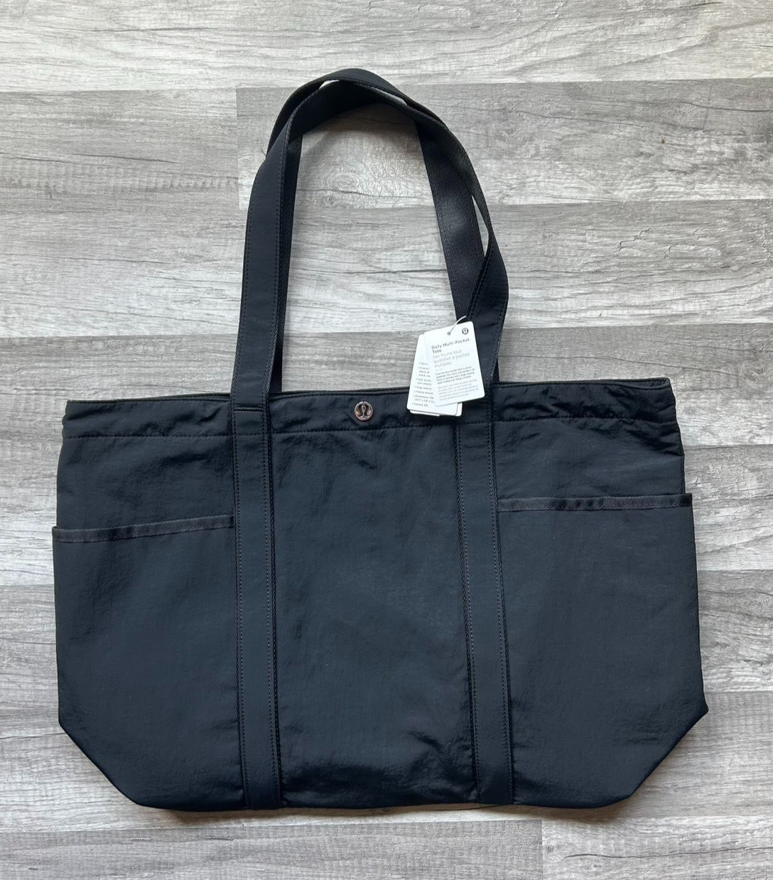 Lululemon Daily Multi Pocket Tote Gym Duffle Bag Large 20L Black New With Tags