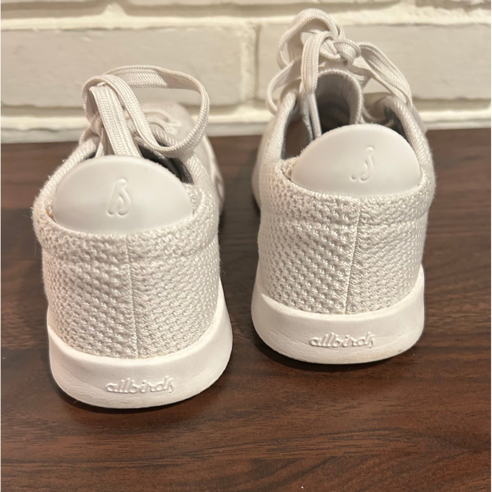 Allbirds Tree Pipers Chalk White Eucalyptus Tree Fiber Sneakers Womens 6 TP W6