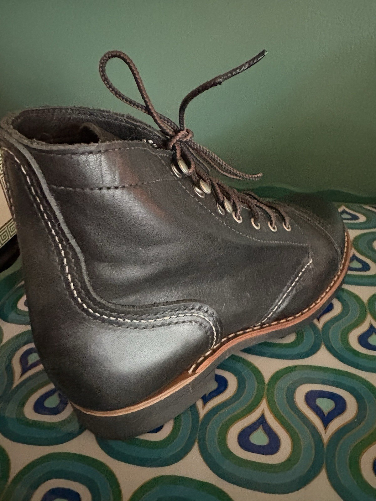 Red Wing Shoes Iron Ranger Size 7 Women’s Boot – Black Excellent condition