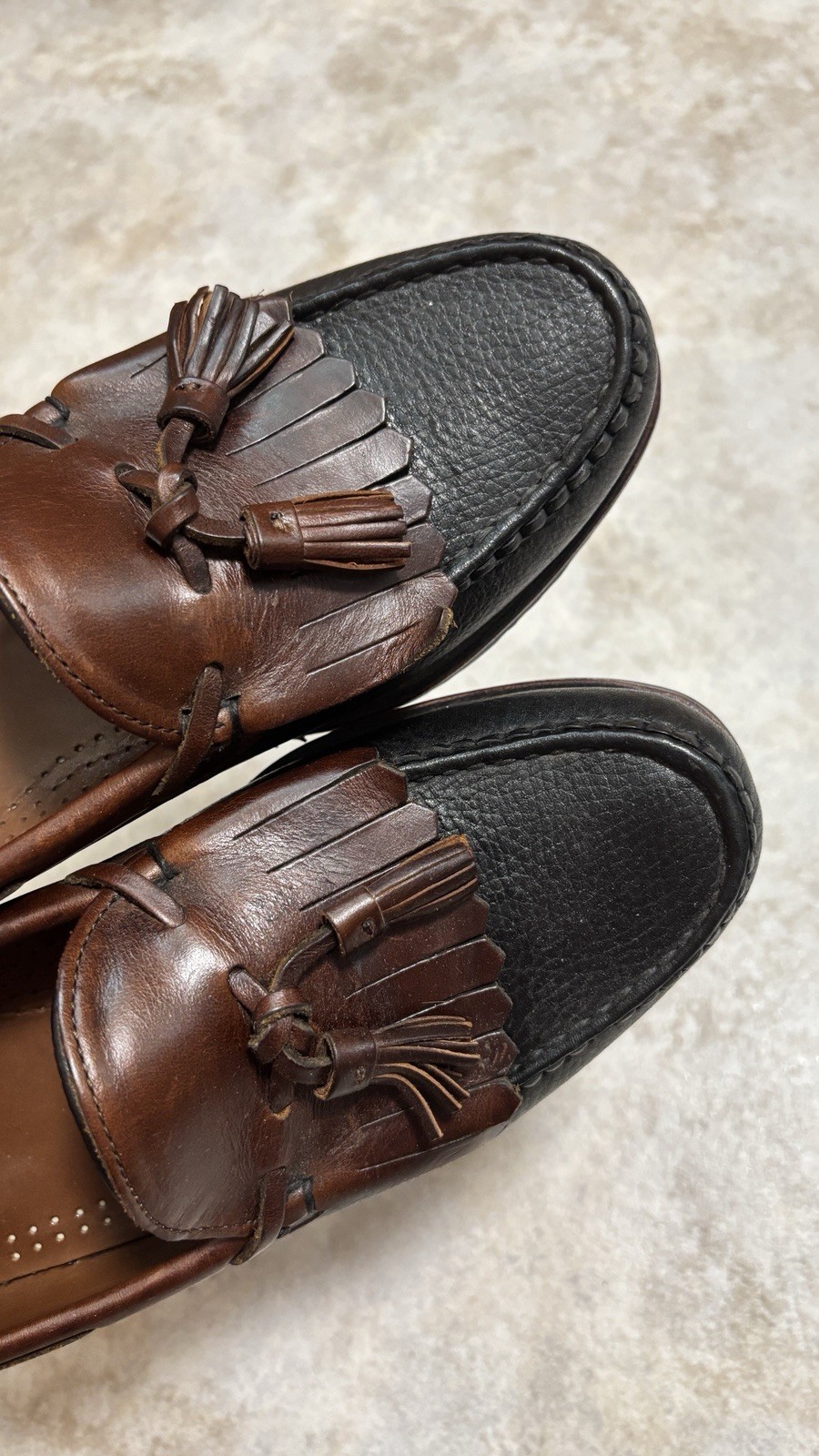 Allen Edmonds Nashua Loafer Mens 9.5B Black/Brown Leather Tassel Slip In Shoes