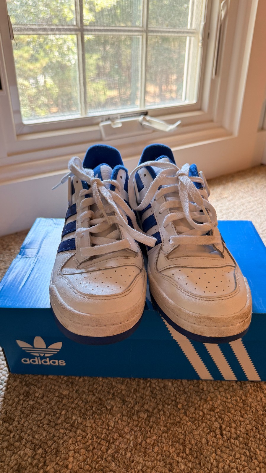 Adidas Forum Low men’s sneakers size 8, royal blue