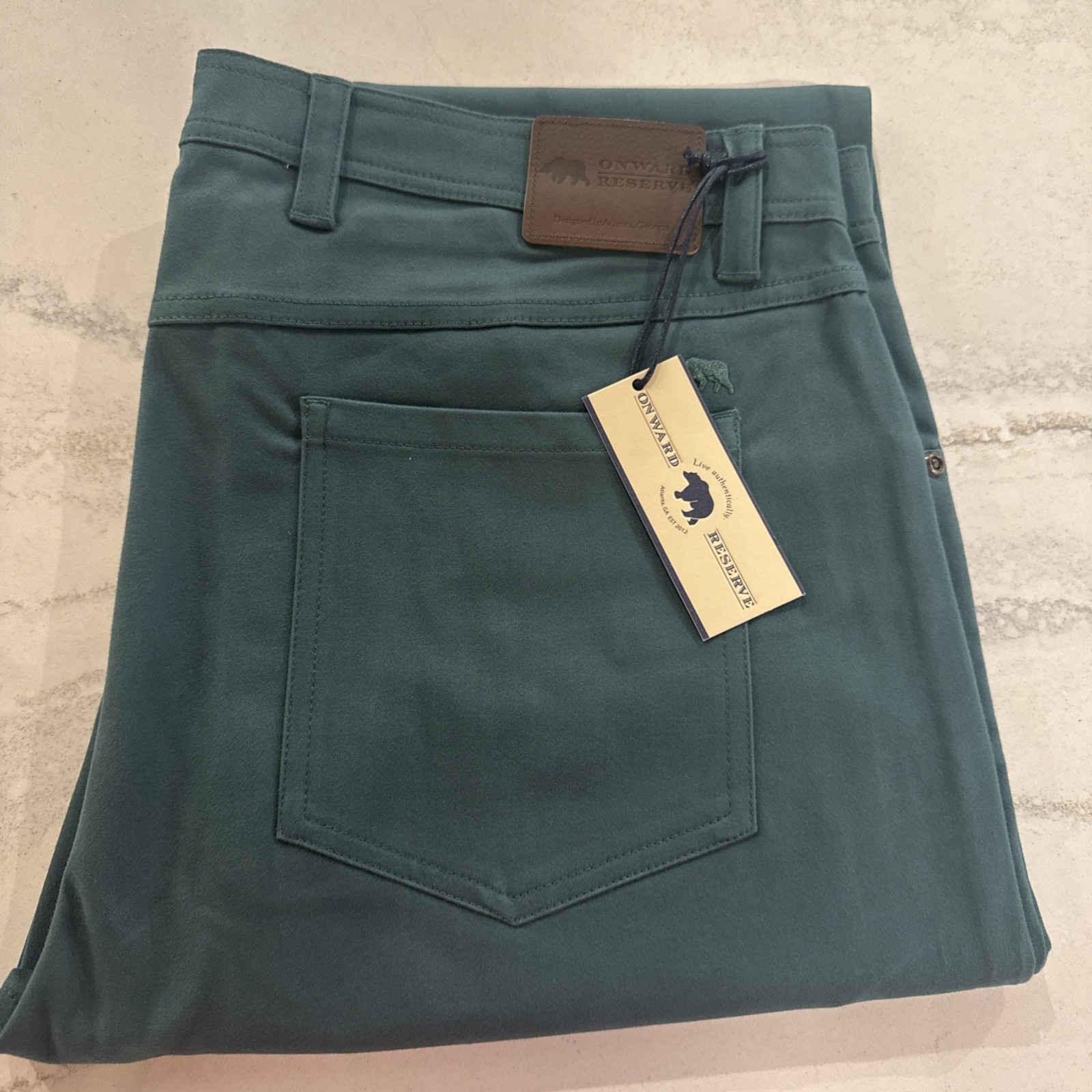 New with Tags Onward Reserve Men’s Green Classic Five Pocket Pants
