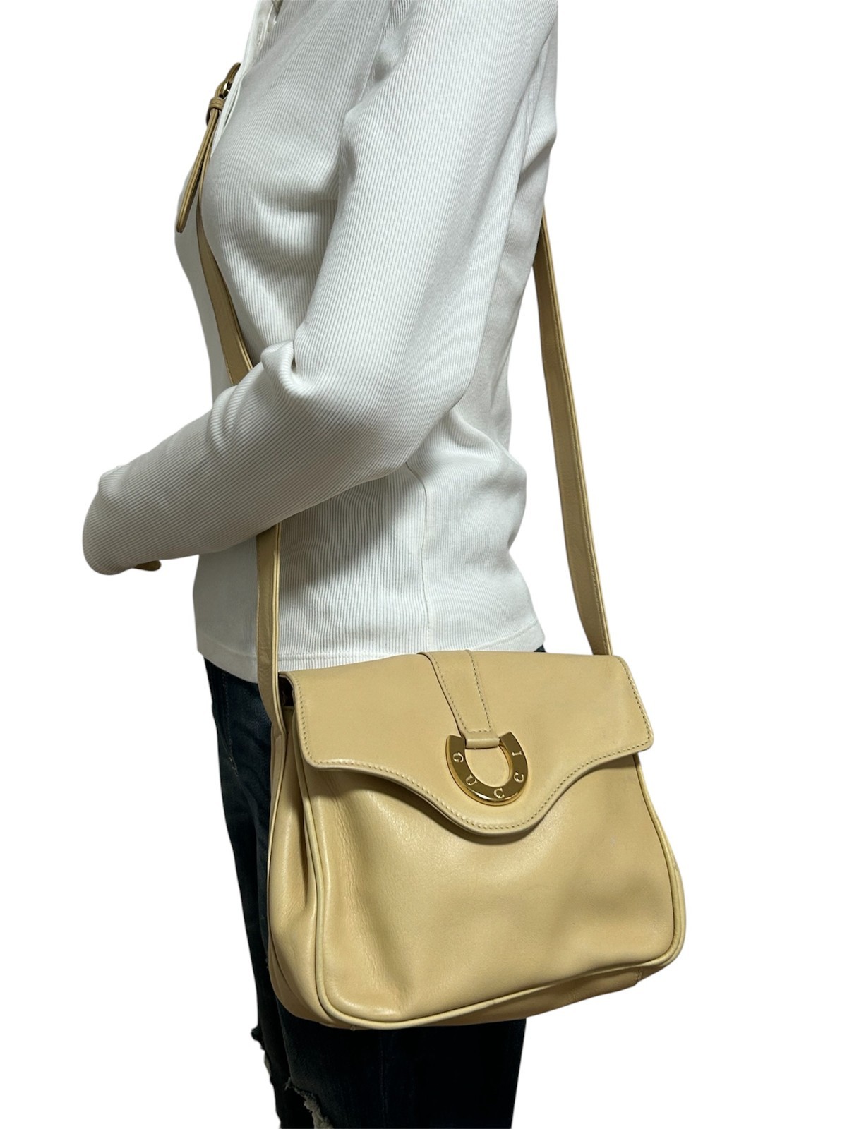 Gucci Horseshoe Shoulder Bag Ivory Tan Leather Gold Hardware Vintage Authentic