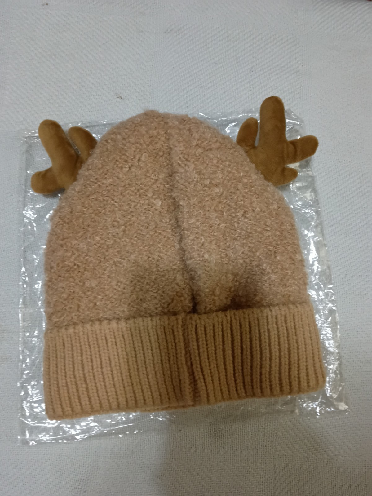 Cozy Knitted Deer Beanie Hat With Baby Antlers. NEW!cOOL !COZY WARM!