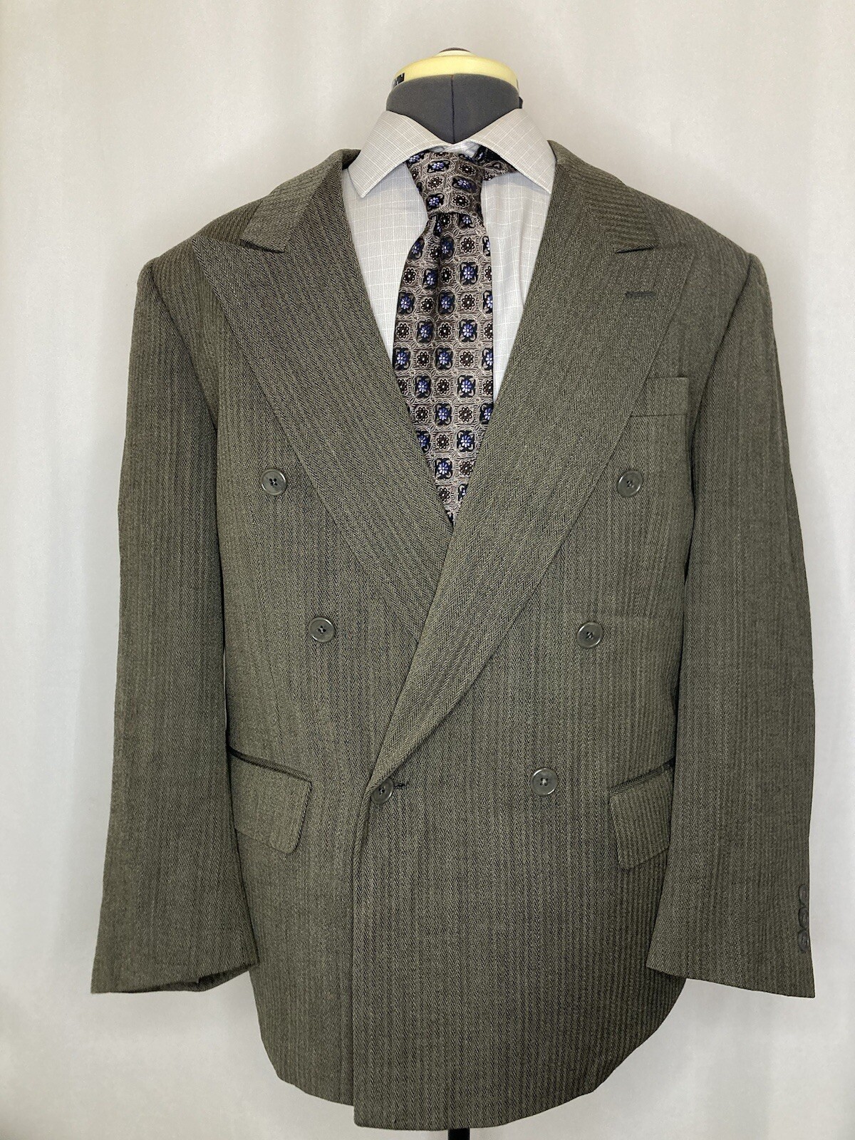 Tallia Mens 41S Blazer Herringbon Wool 6 Button Large 45″ Sport Coat Suit Jacket