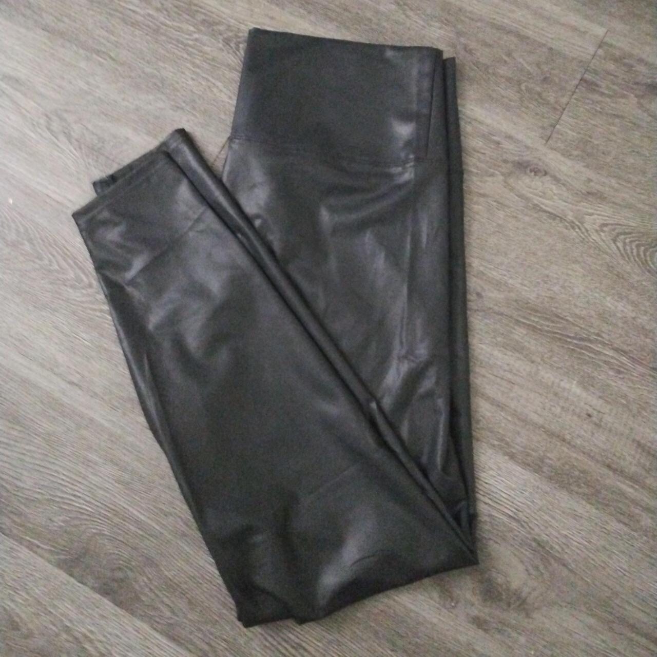 NWT pvc faux leather black leggings high waist size L by Leggings Depot