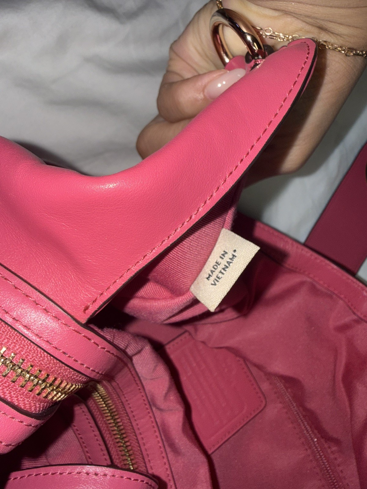 Gorgeous COACH pink Madison Carlyle Should Bag EXCELLENT CONDITION