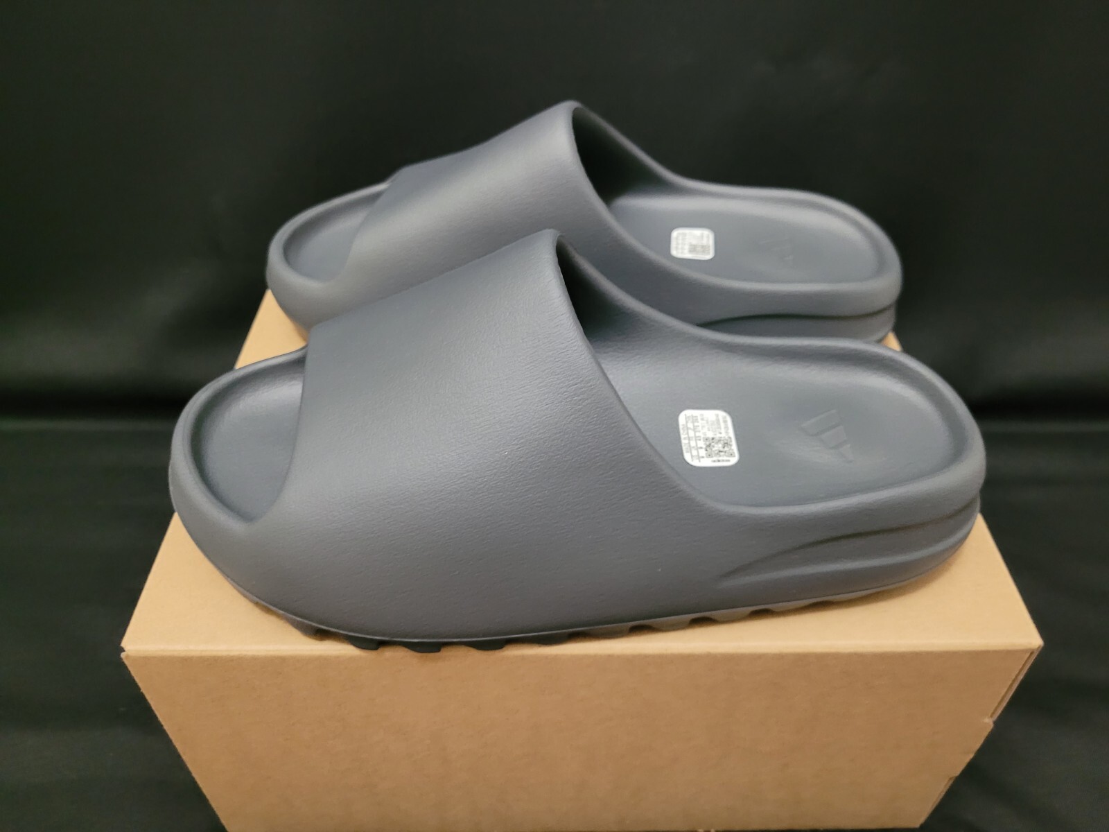 Size 9 Adidas Yeezy Slide Slate Grey [ ID2350 ]