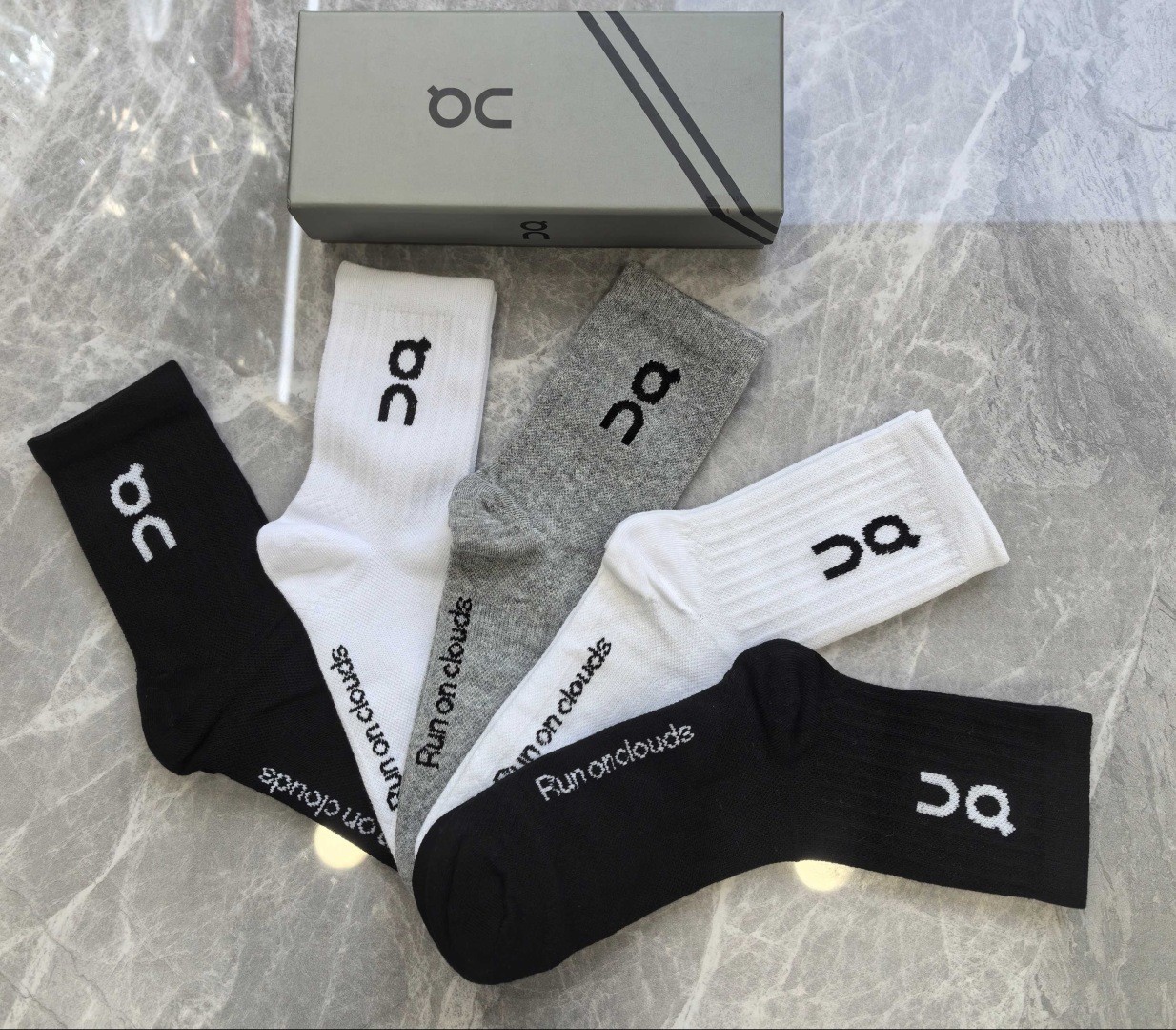 5 Pairs On Cloud Socks Half-Calf Size Medium Unisex