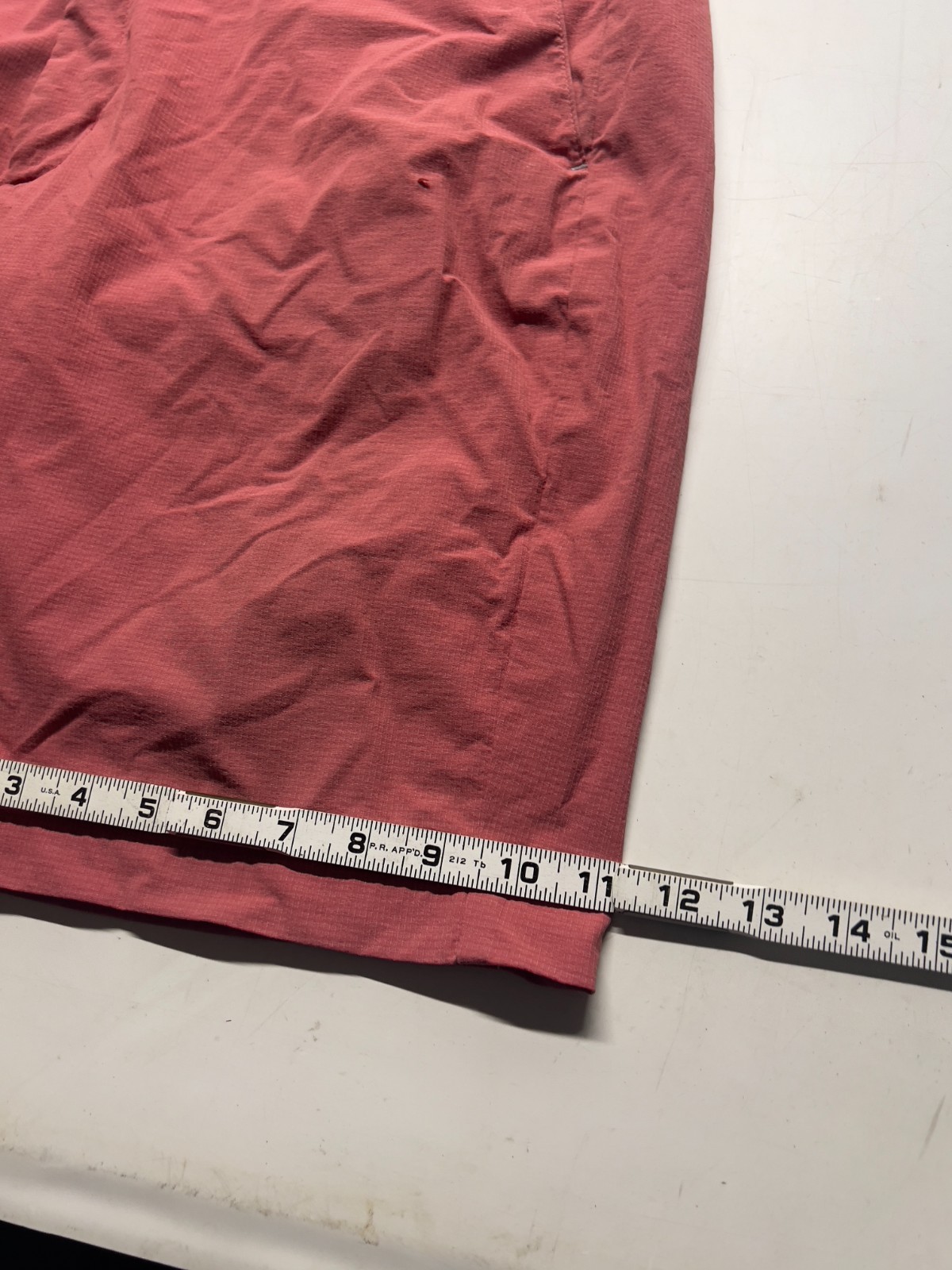 Tommy Bahama Chino Shorts Red Flat Front Casual Travel Beach Vacation Mens Sz 38