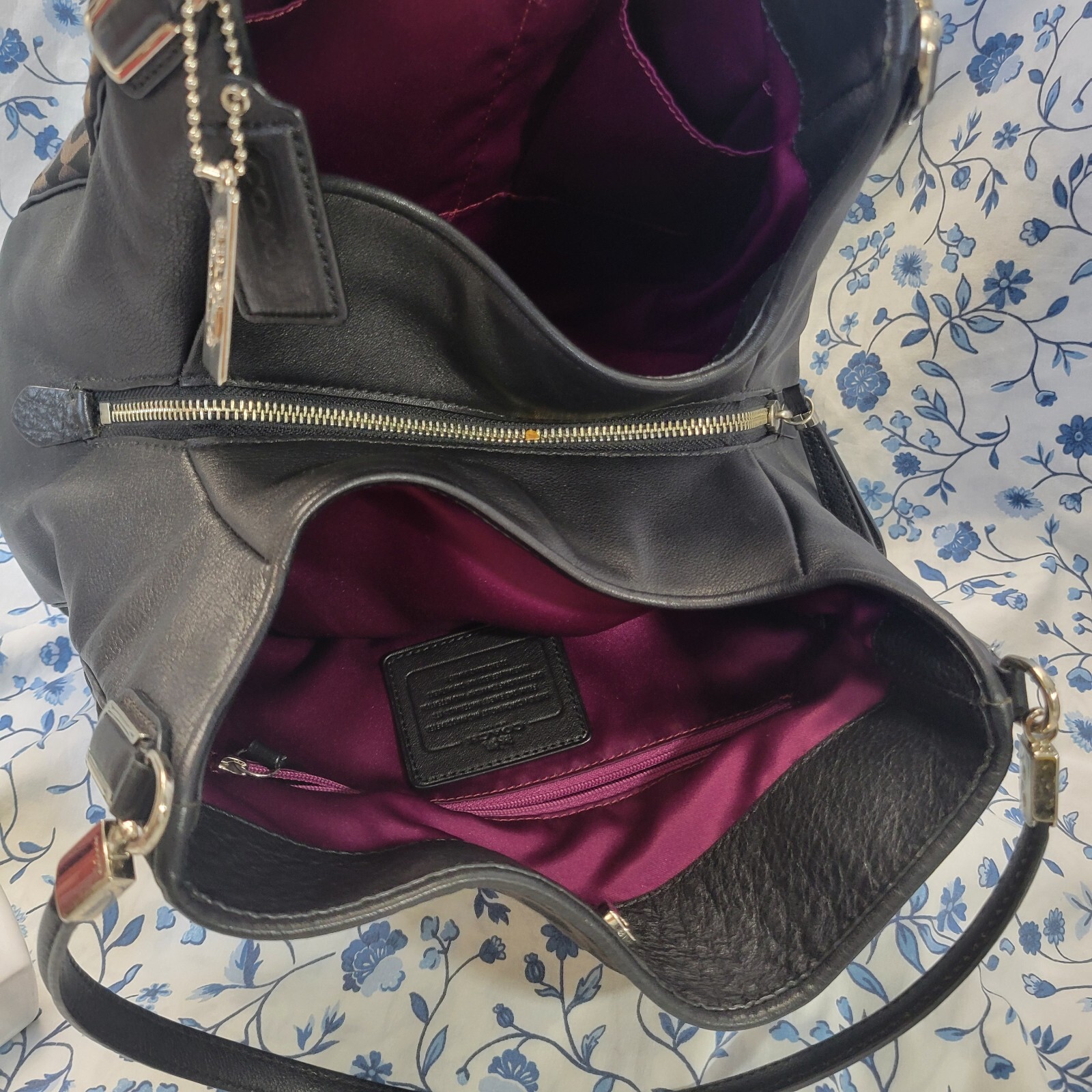 Coach Madison Phoebe Plum Interior Black Canvas Original Hangtag Hobo Chic