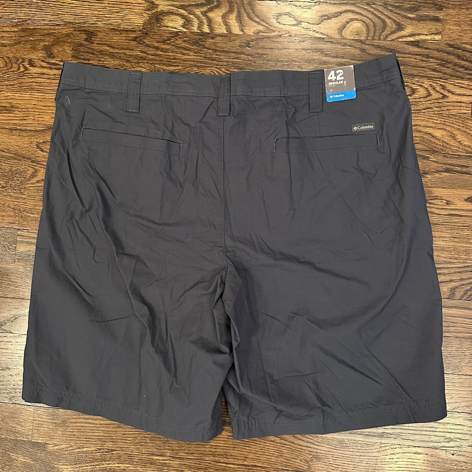 Columbia Washed Out Short Mens 42 Grey AM4471 10in Inseam Cotton Poplin Casual