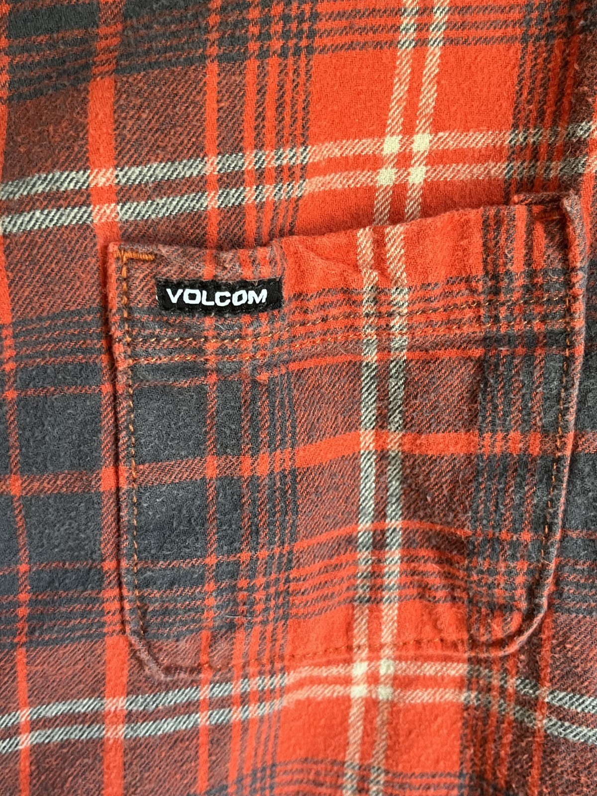 Volcom Boys Red Flannel – Size 6