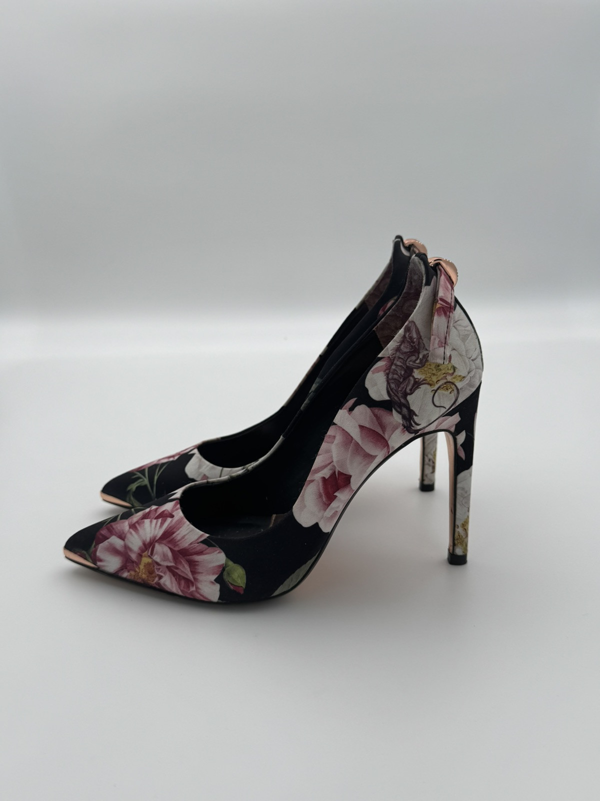 Ted Baker LIVLIAP Printed Slim Bow Court BLACK IGUAZU Women’s Shoes Size US 6