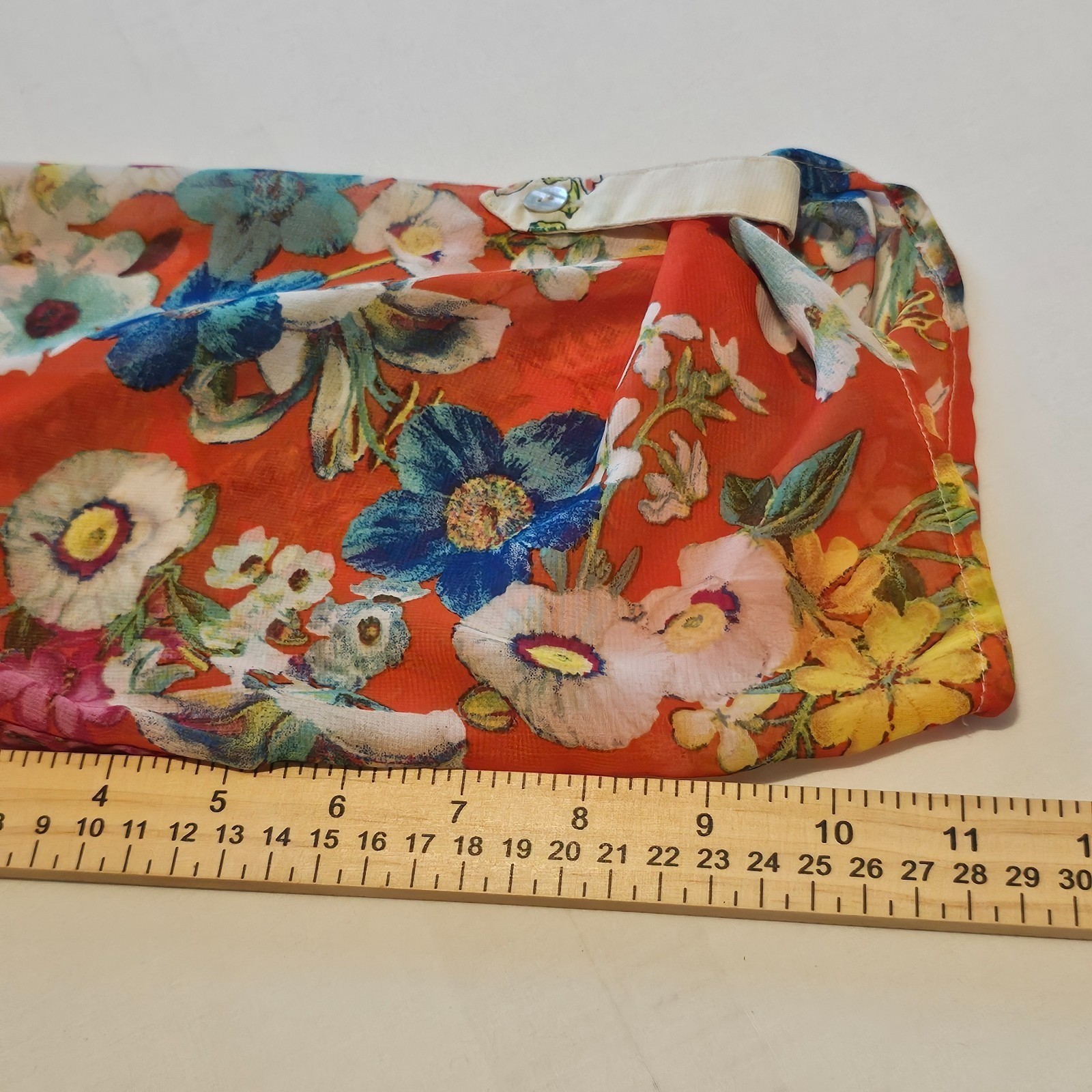 Fig & Flower V-Neck Floral Blouse Top Women Sz L 3/4 Sleeve Pleated