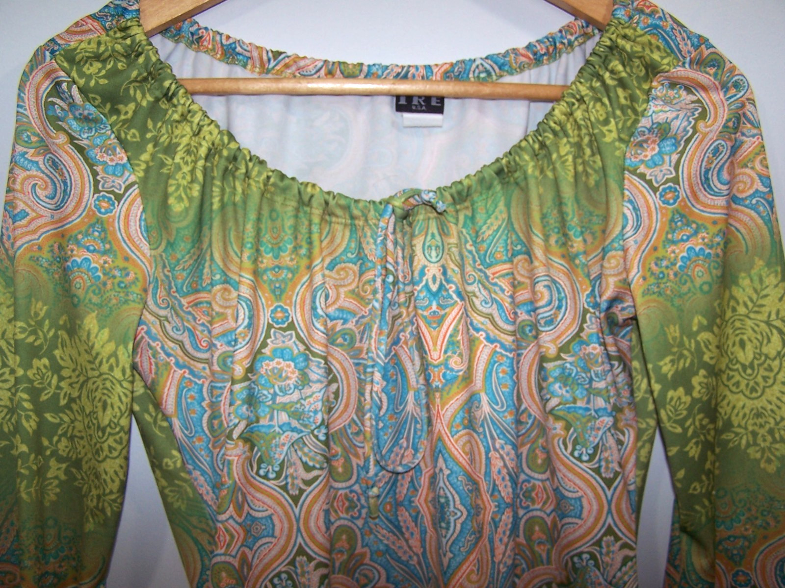 Vtg IRE U.S.A. Long Sleeve Polyester Paisley Boho Top Drawstring Neckline Size L