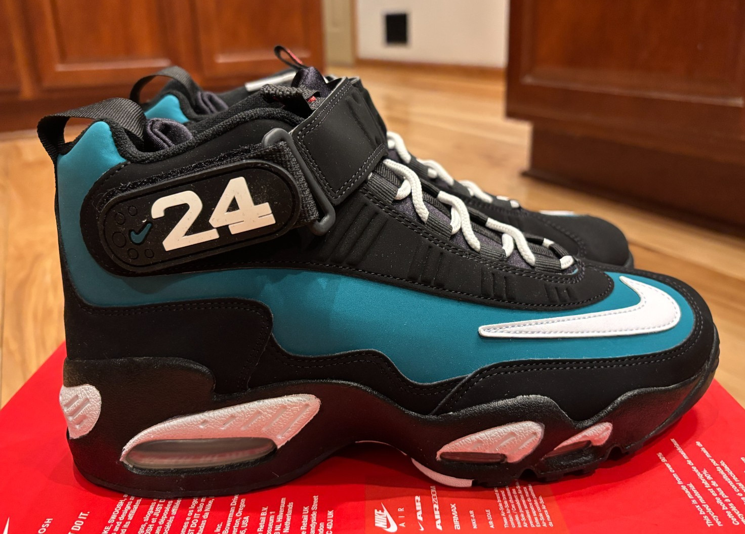 Nike Air Griffey Max 1 Black Multi-color Fresh Water DM8311 001 Men’s Size 8