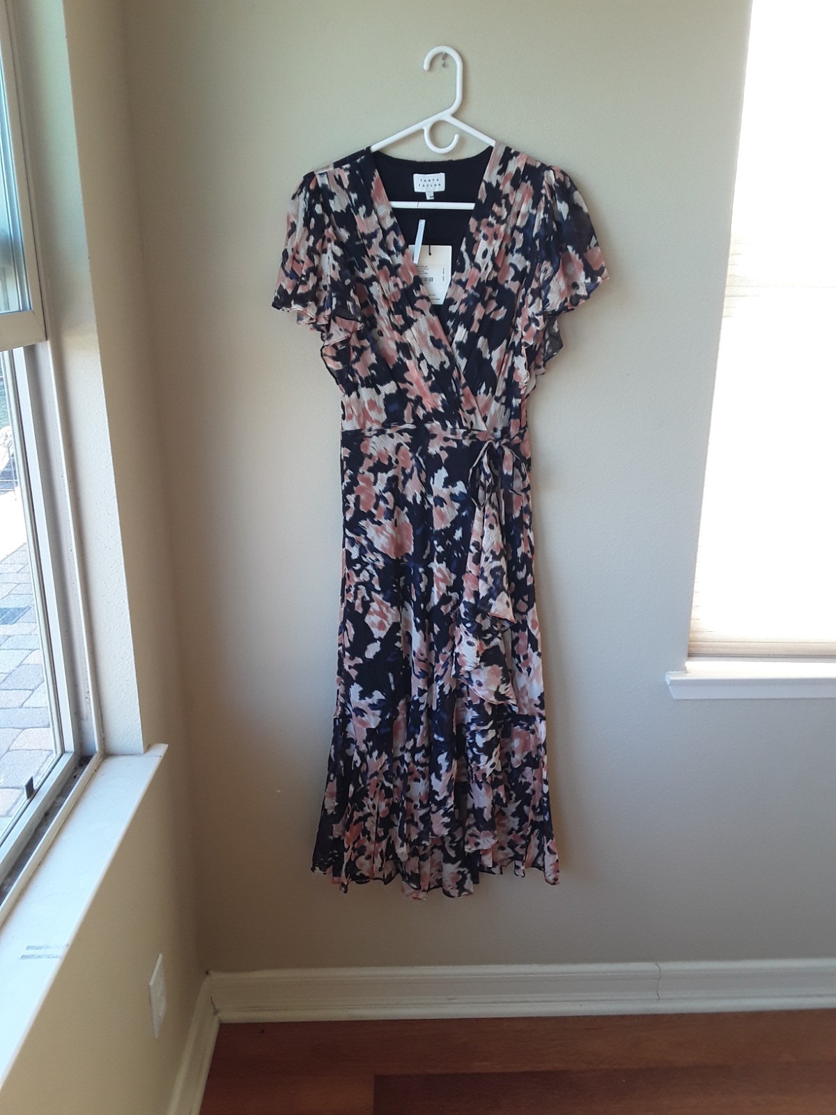 Elegant Tanya Taylor designer party dress, size 8, brand new with tags.