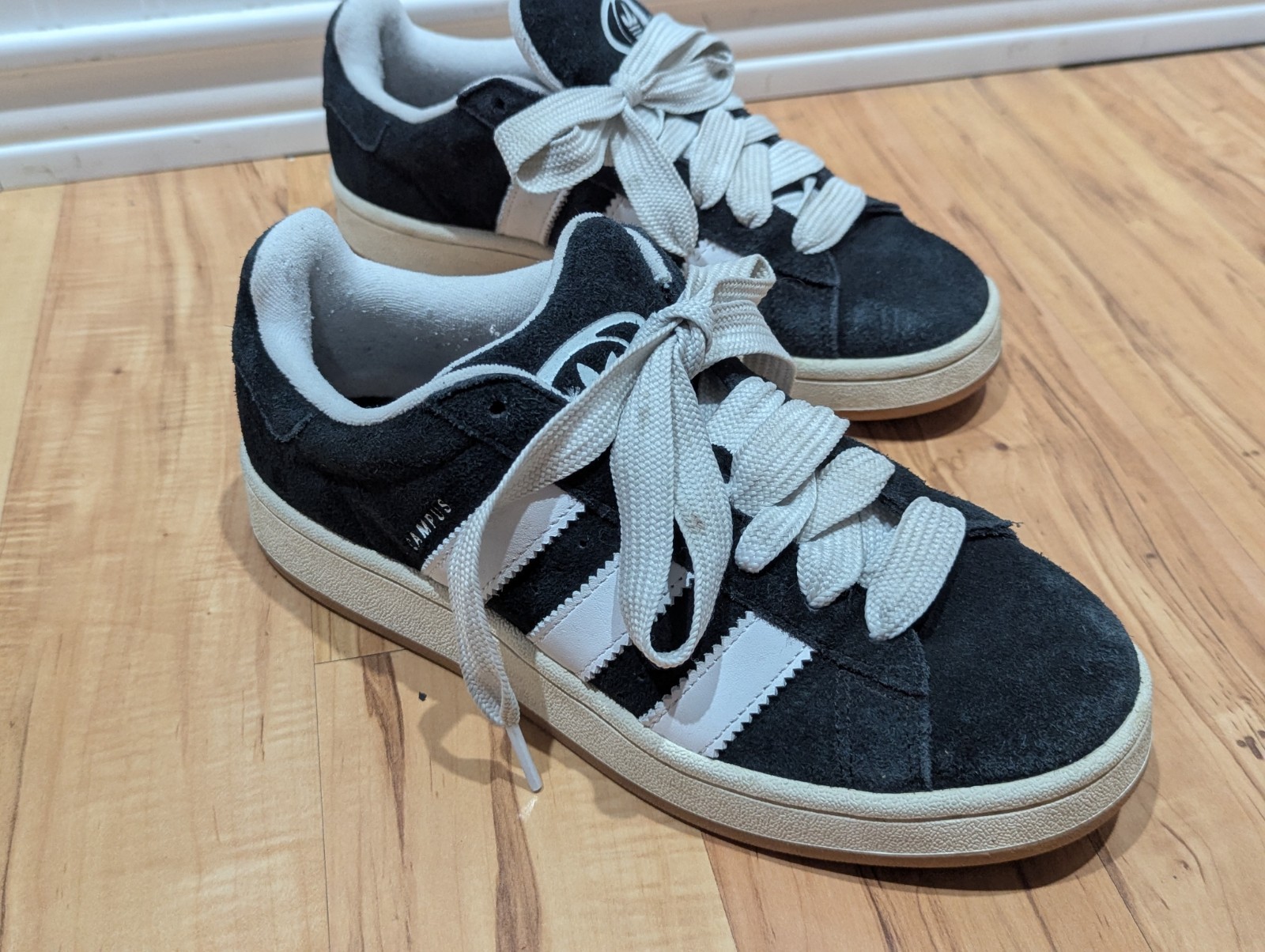 Adidas Campus 00s Mens Size 8 US Core Black Gum Suede Chunky Skate Shoes Sneaker