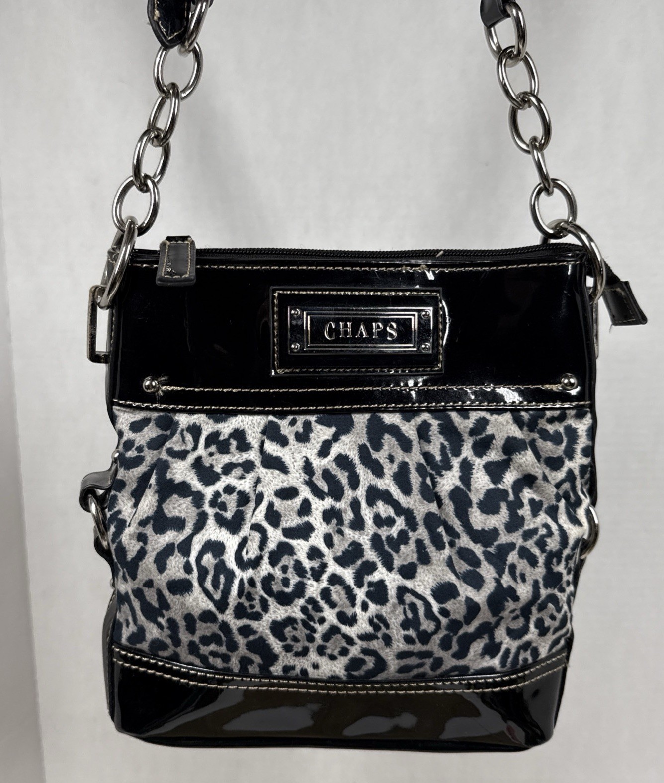 Chaps Salerno Leopard Print Crossbody Bag Vegan Patent Black Strap/Chain, Read.