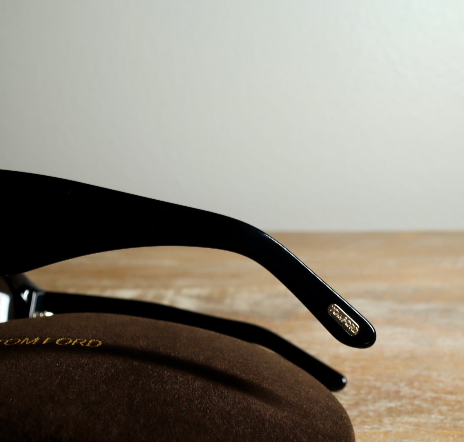 Tom Ford Bronson TF1044 Oversized Aviator Sunglasses 60mm Black/Gray Lens