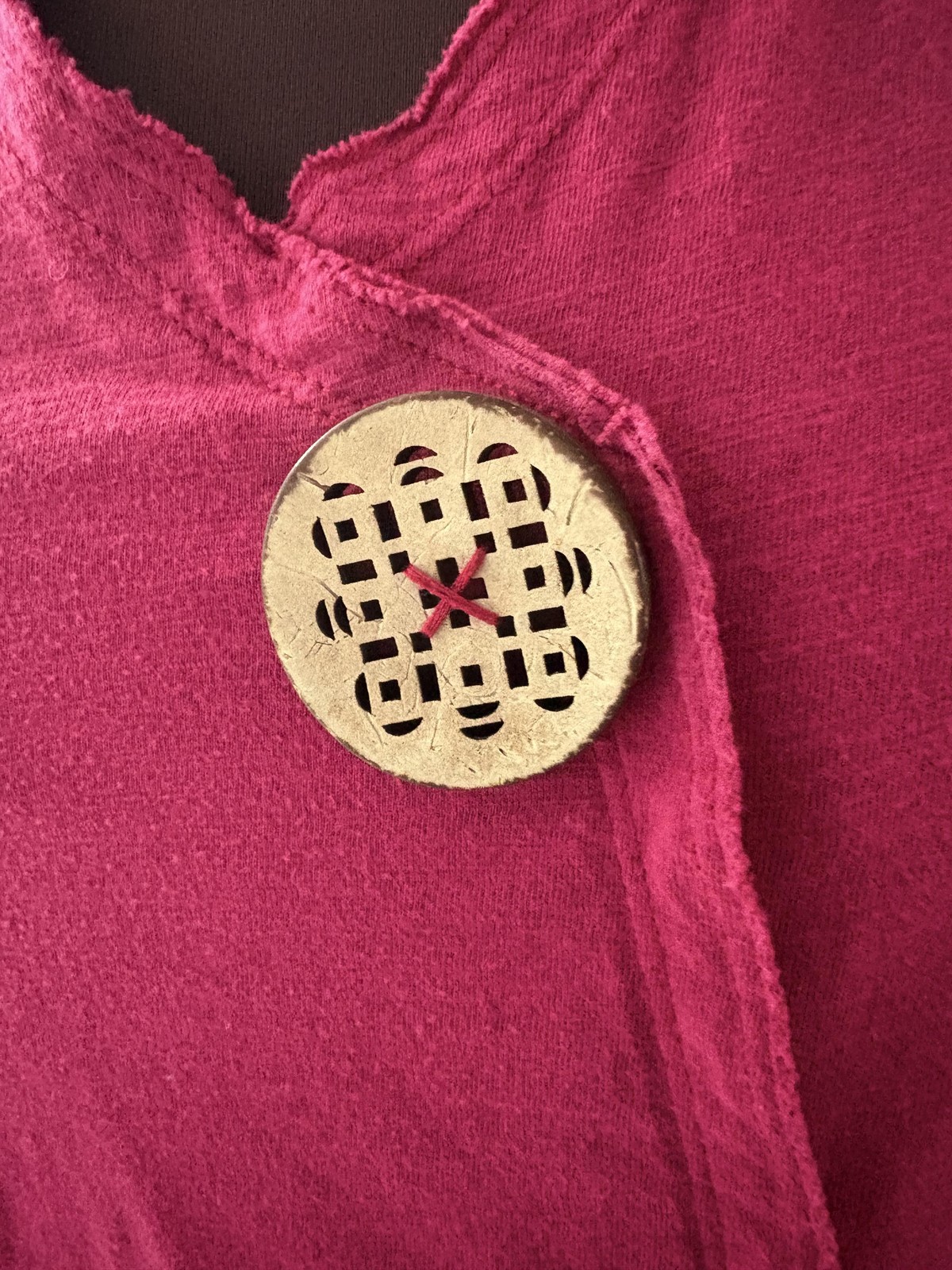 Soft Surroundings Tank Top S Raspberry Asymmetrical Button Accent Beach Minimal