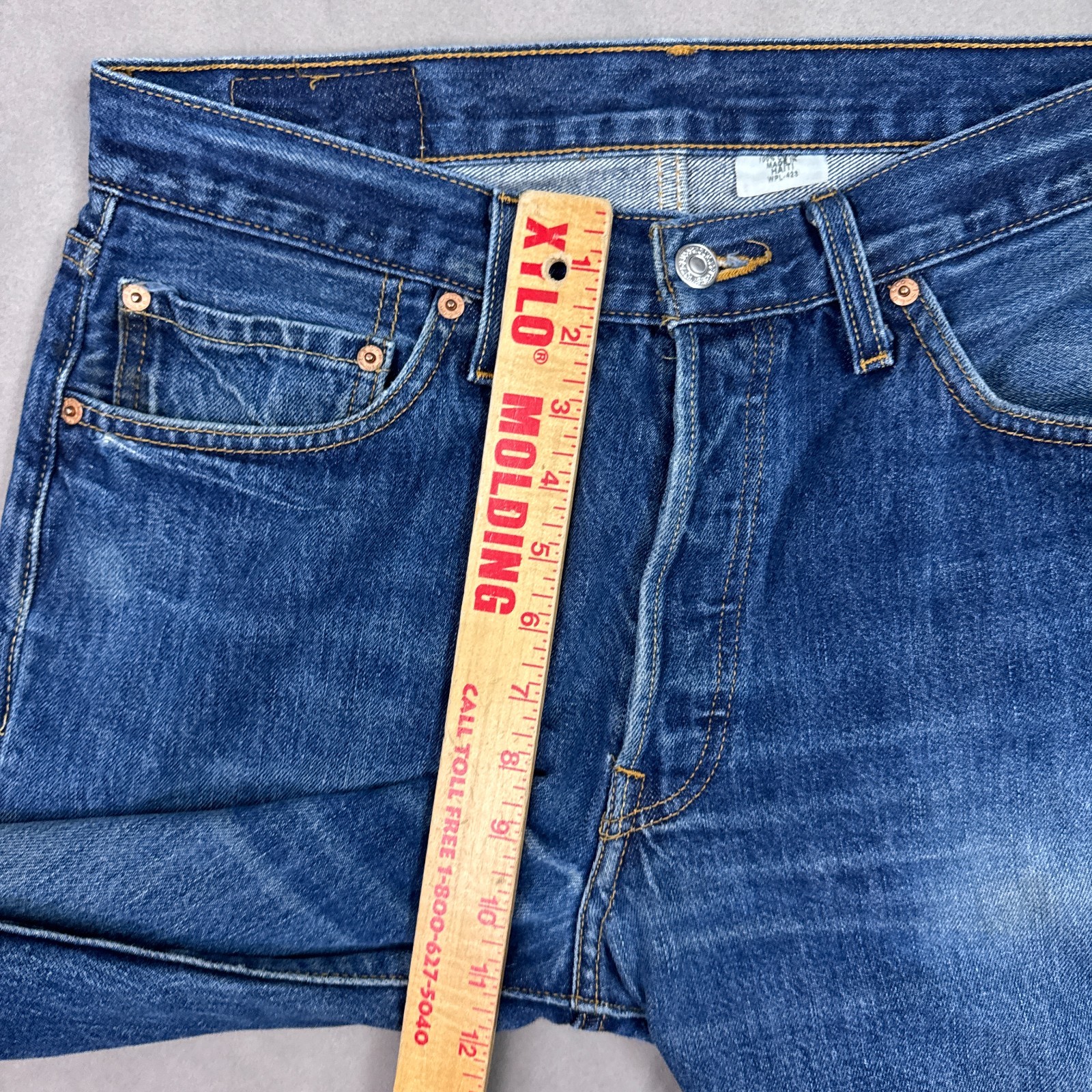 Levis 501 Jeans Mens 32×34 Blue Button Fly Denim Pants Thrashed Faded (Tag34x36)