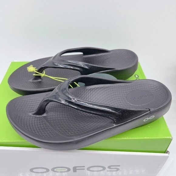 OOFOS OOlala Flip Flop Waterproof Thong Black Womens Size US 6/ EU 37