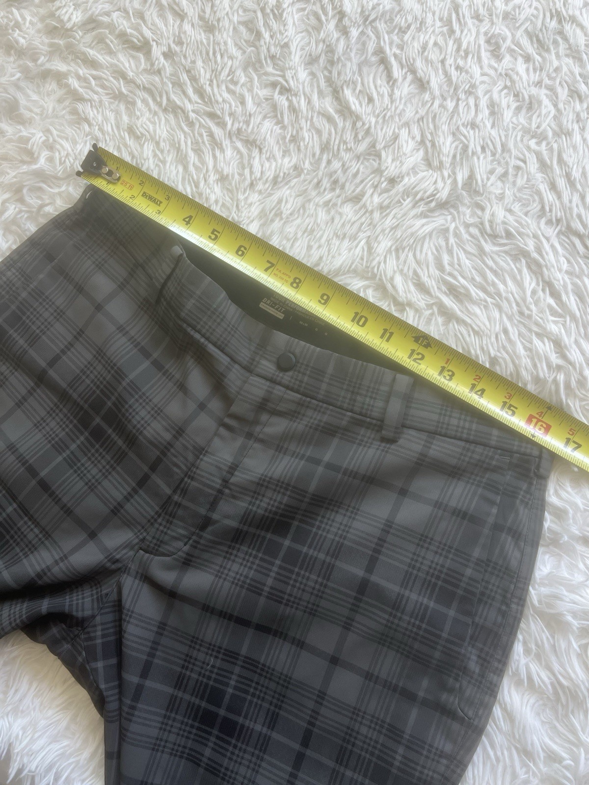 Nike Pants Mens 33×30 Gray Black Plaid Golf Tour Performance Dri-FIT Stretch