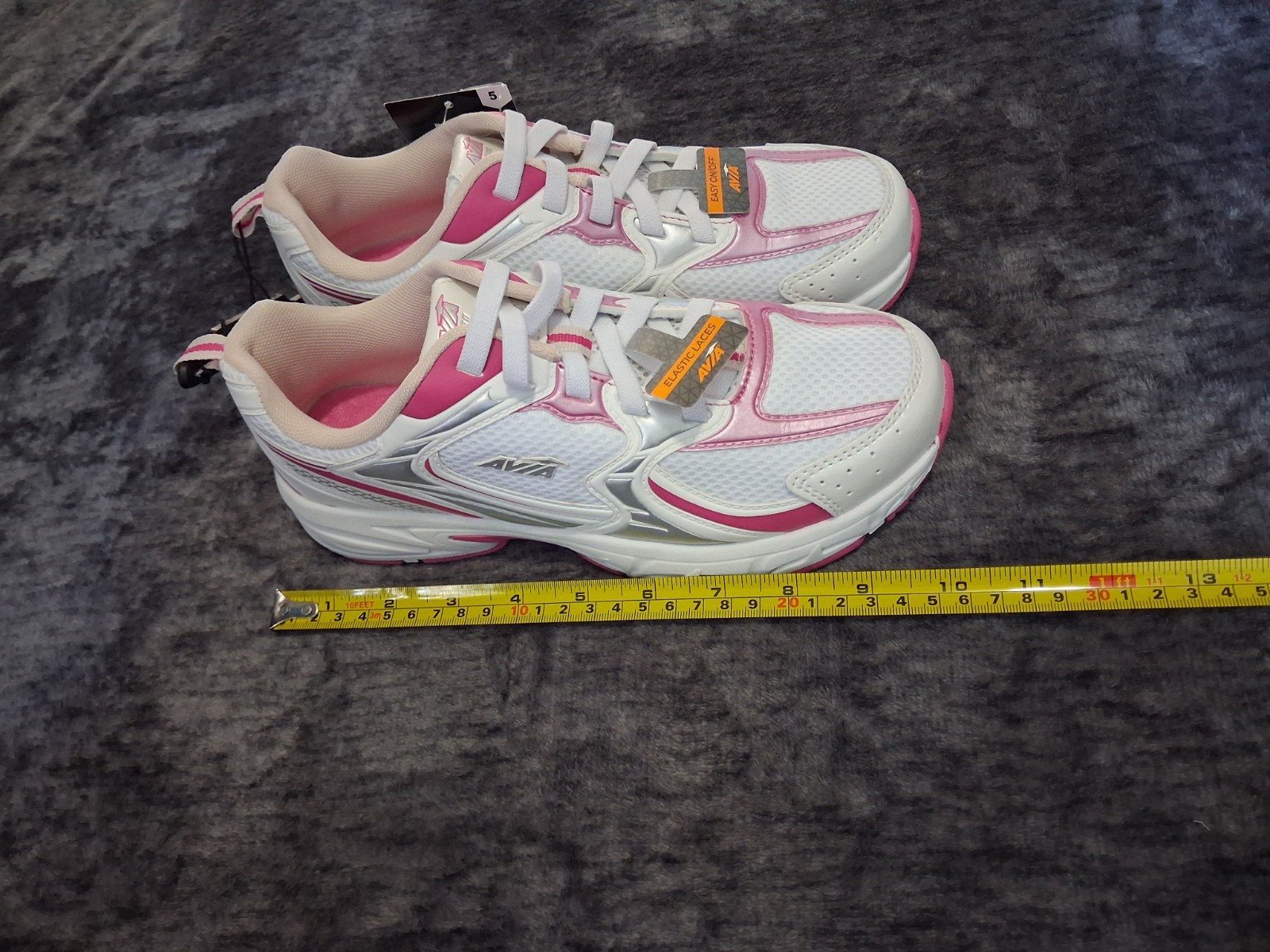 Avia 5000 Easy On/Off Athletic Sneakers Tennis Shoes White Pink Girls/Youth Sz:5