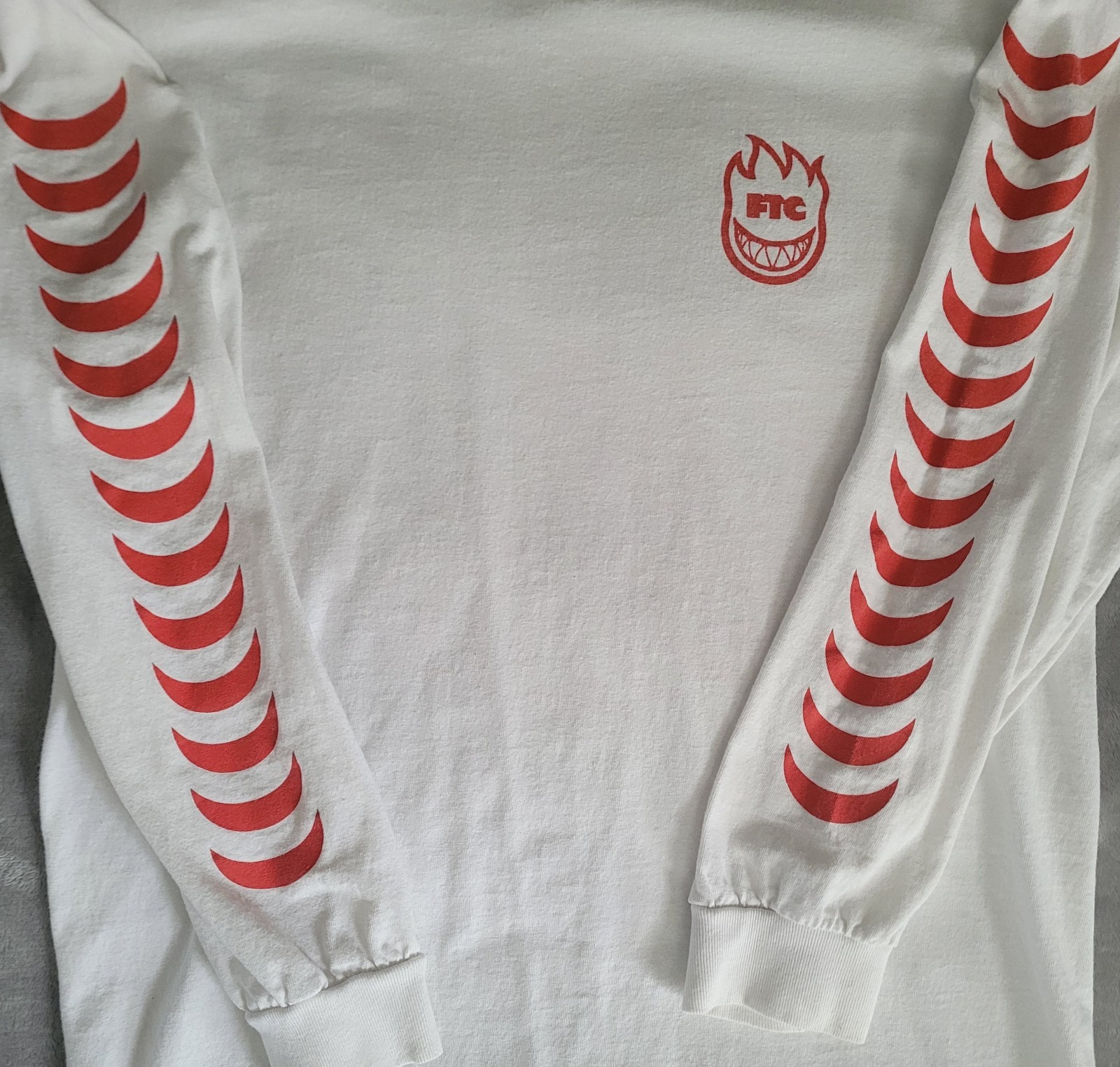 FTC X Spitfire Wheel Classic Swirl Long Sleeve Shirt White Red Men Medium Trippy