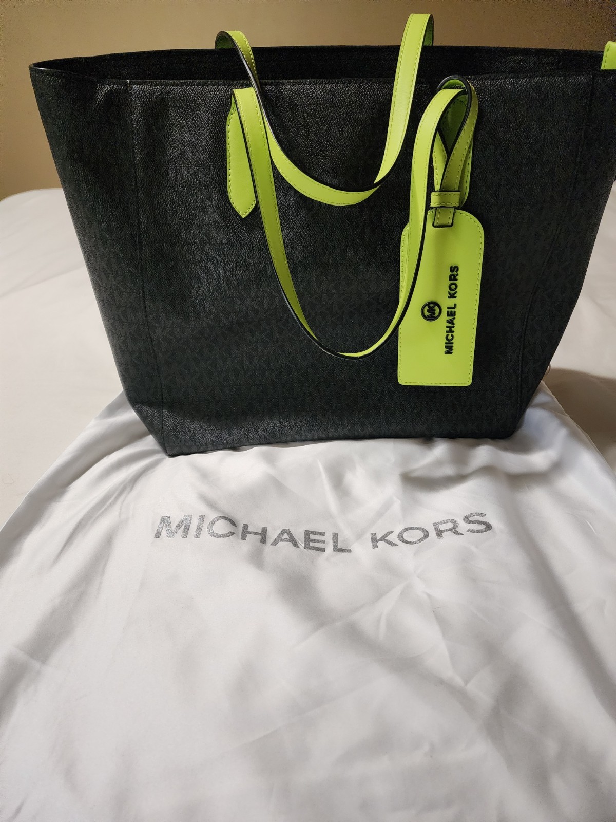 Michael Kors Sinclair Tote Bag NWT Black Lime Logo Leather Large Shopper Handbag