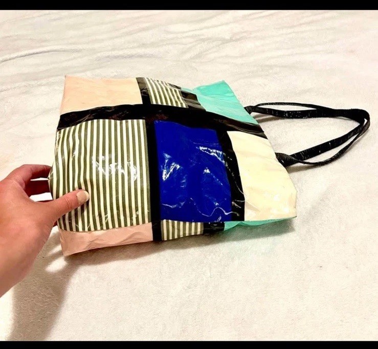 Kate Spade “Daycation” Large Tote Purse