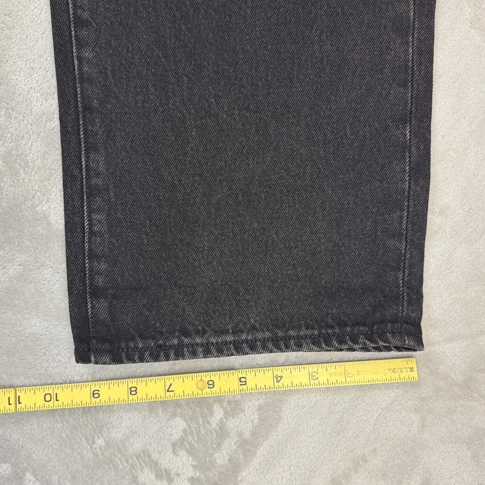 Levi’s 568 Premium Jeans Men’s Size 38×32 Loose Straight Black Denim Cotton