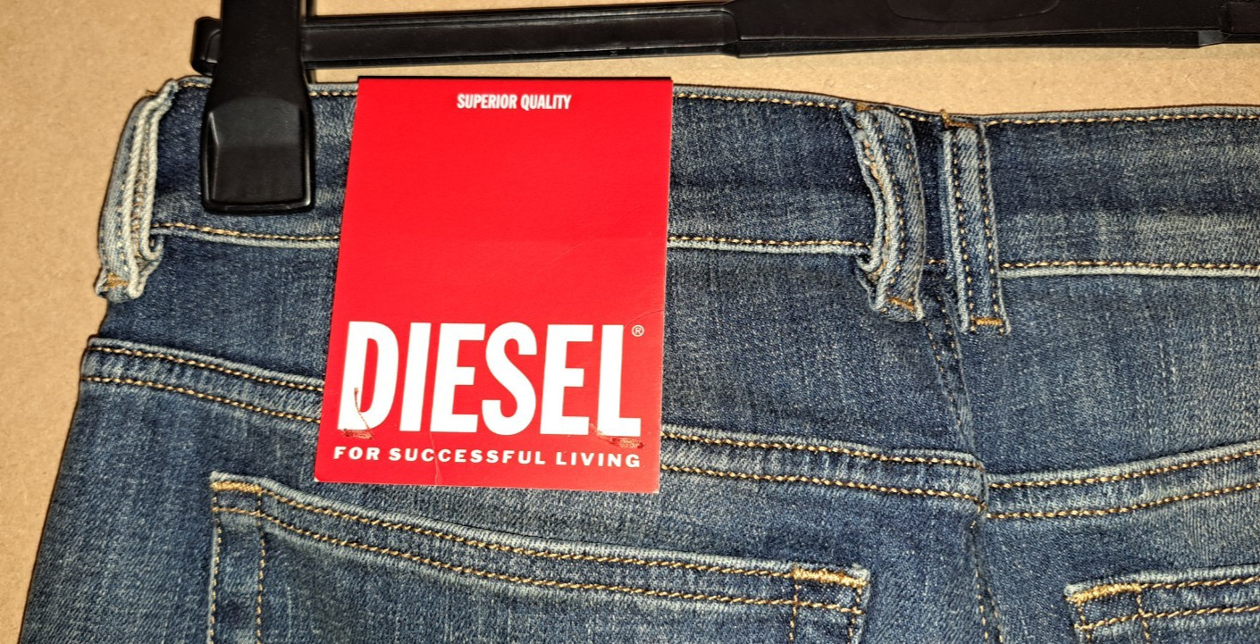 New Diesel 1979 Sleenker Skinny Stretch Blue Denim Jeans RRP £200