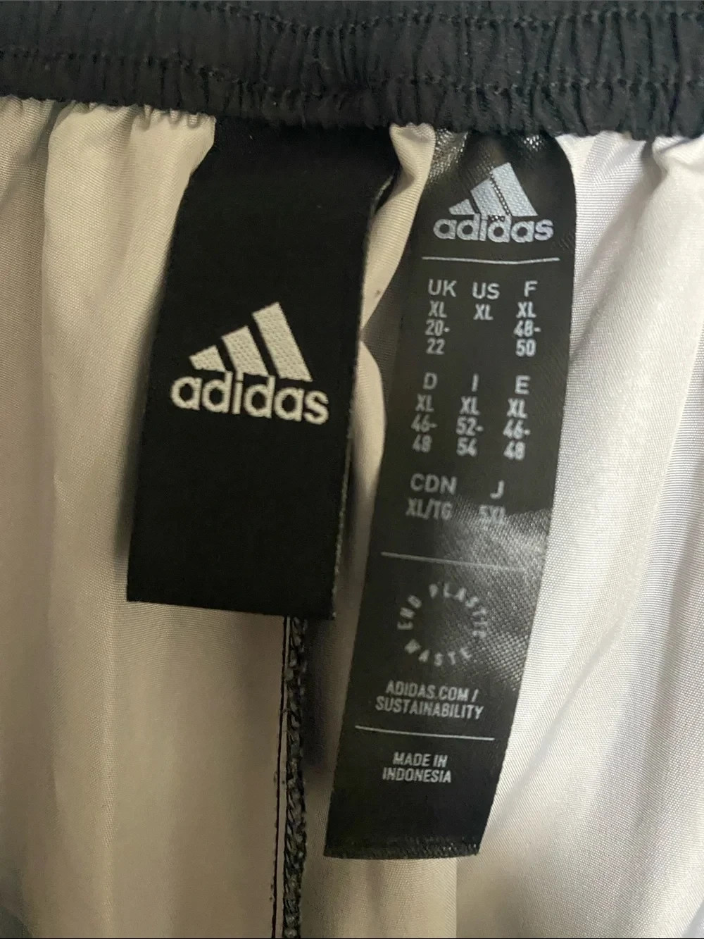 Adidas City Escape Cargo Pant Black Multicolor Women’s XL Baggy Wide Leg Pull On