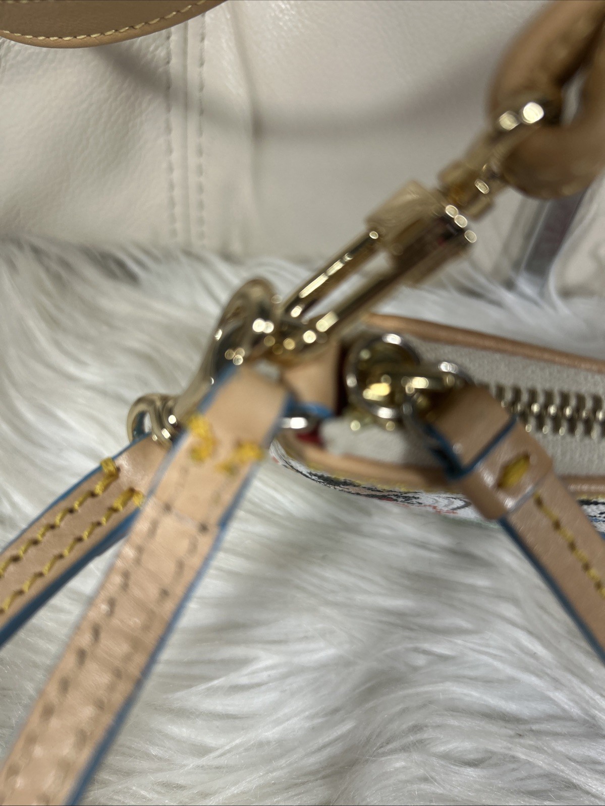 Dooney Bourke Disney Mickey Mouse Minnie Wristlet And Added Mautto Strap!