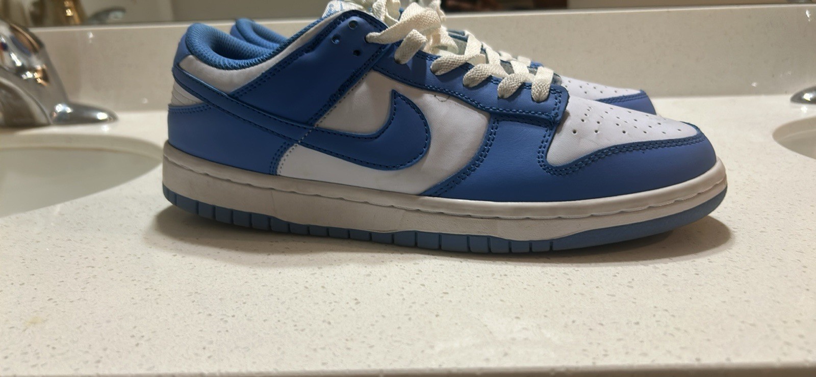 Nike Dunk Low Men’s Colorblock Blue/White Low Top Lace-Up Sneakers