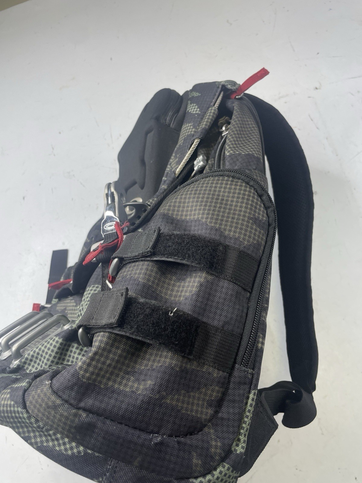 Oakley Kitchen Sink Tactical Field Gear Backpack Bag (Digicam Olive Camo) Y2K