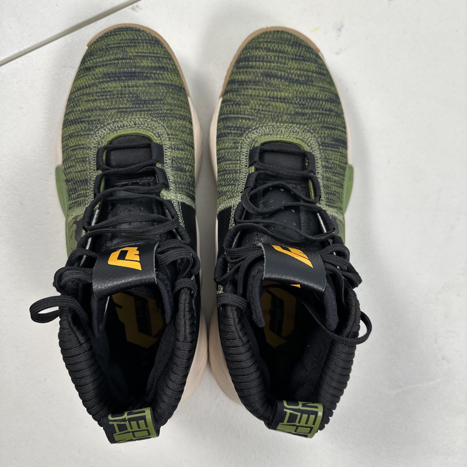 Adidas Dame 5 “Tech Olive” EF0503 Men’s Size 8 Basketball Shoes Camo RARE