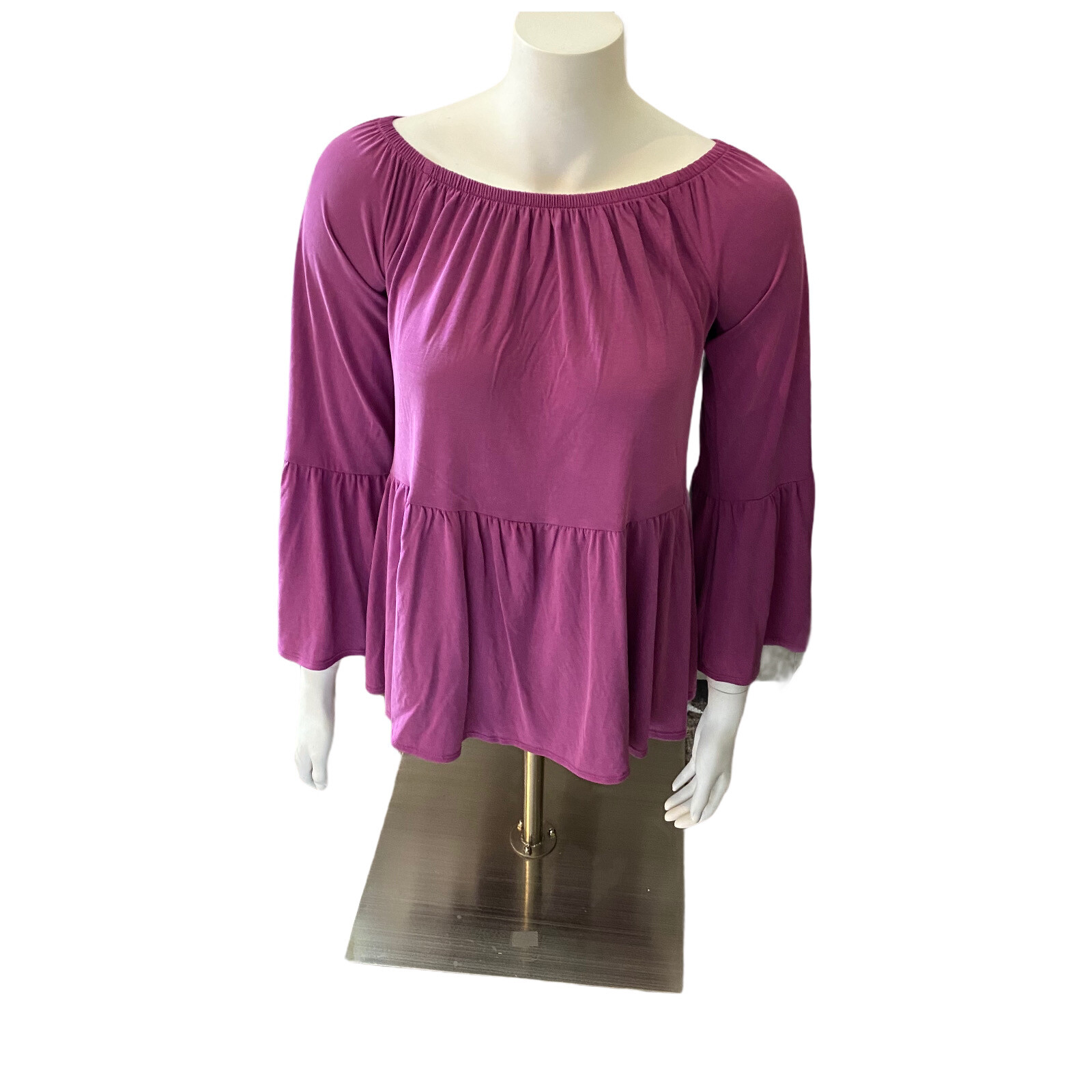 Urban Outfitters Kimchi Blue Size Small Top Off Shoulder Bell Sleeve Magenta