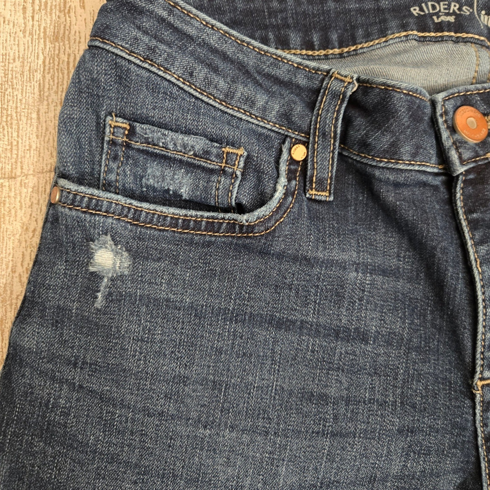 Riders by Lee Women Indigo Dark Wash Distressed Cuffed Straight Leg Jeans Sz 6M