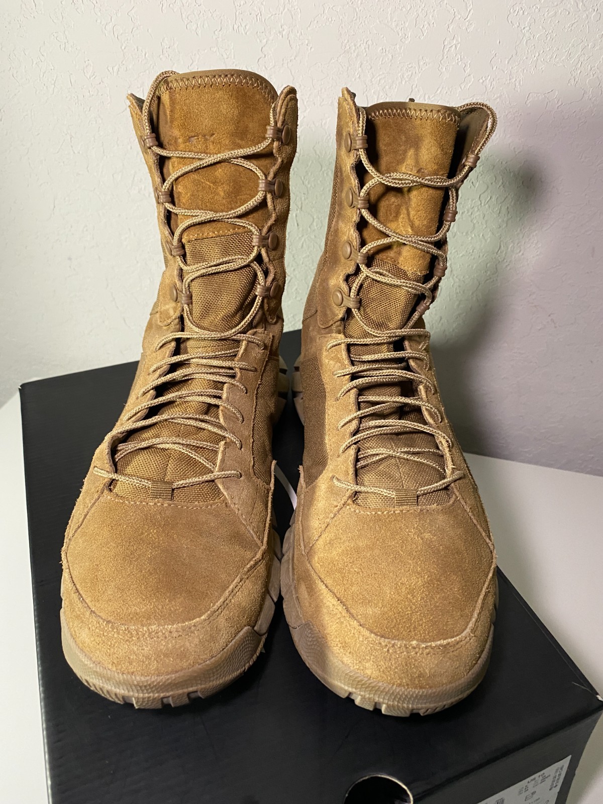 Oakley Light Assault Boot 2 Coyote Men’s Size 10 Tactical 11188-86W AR670-1