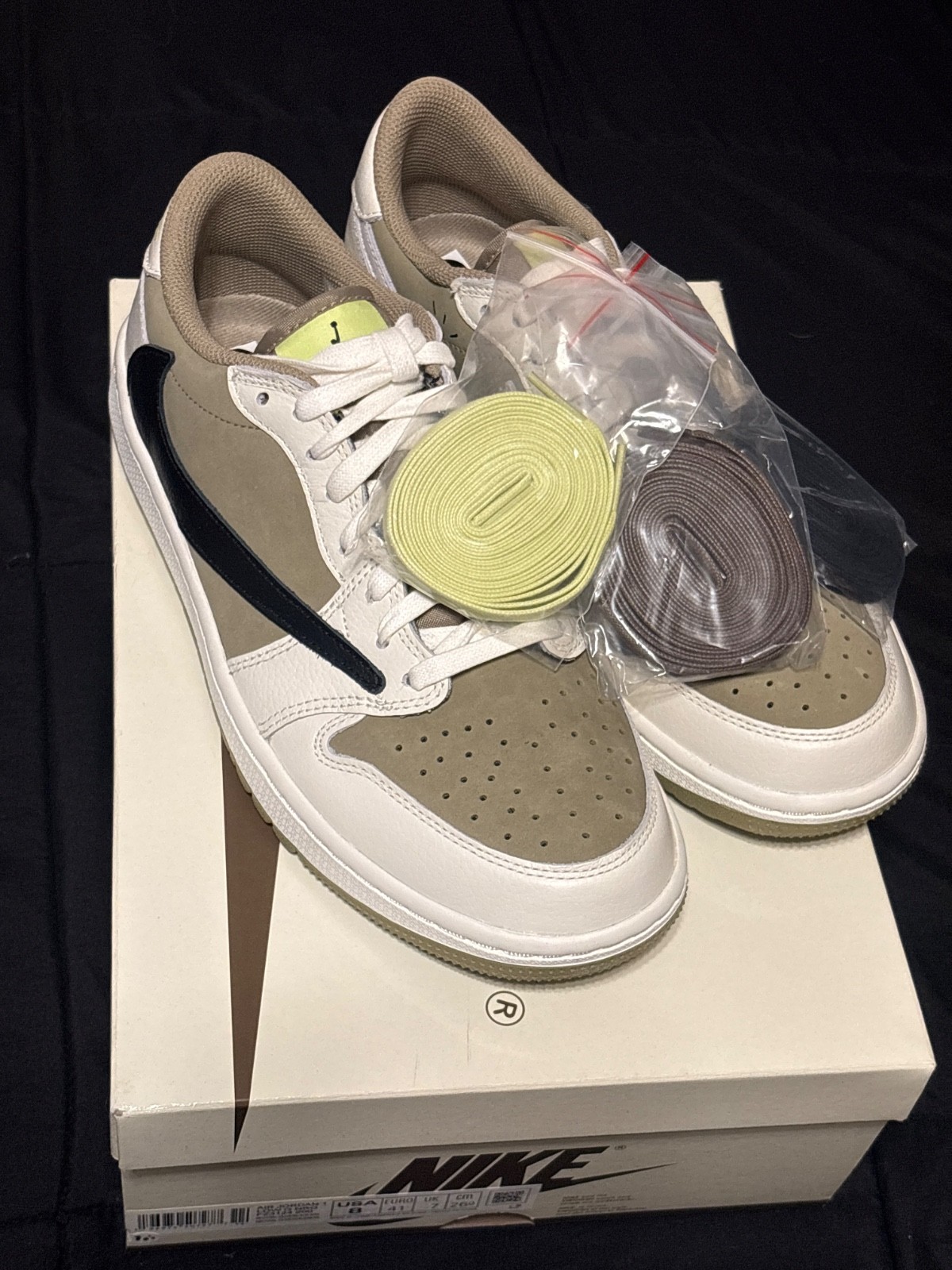 Size 8 – Jordan 1 Low Golf x Travis Scott Neutral Olive