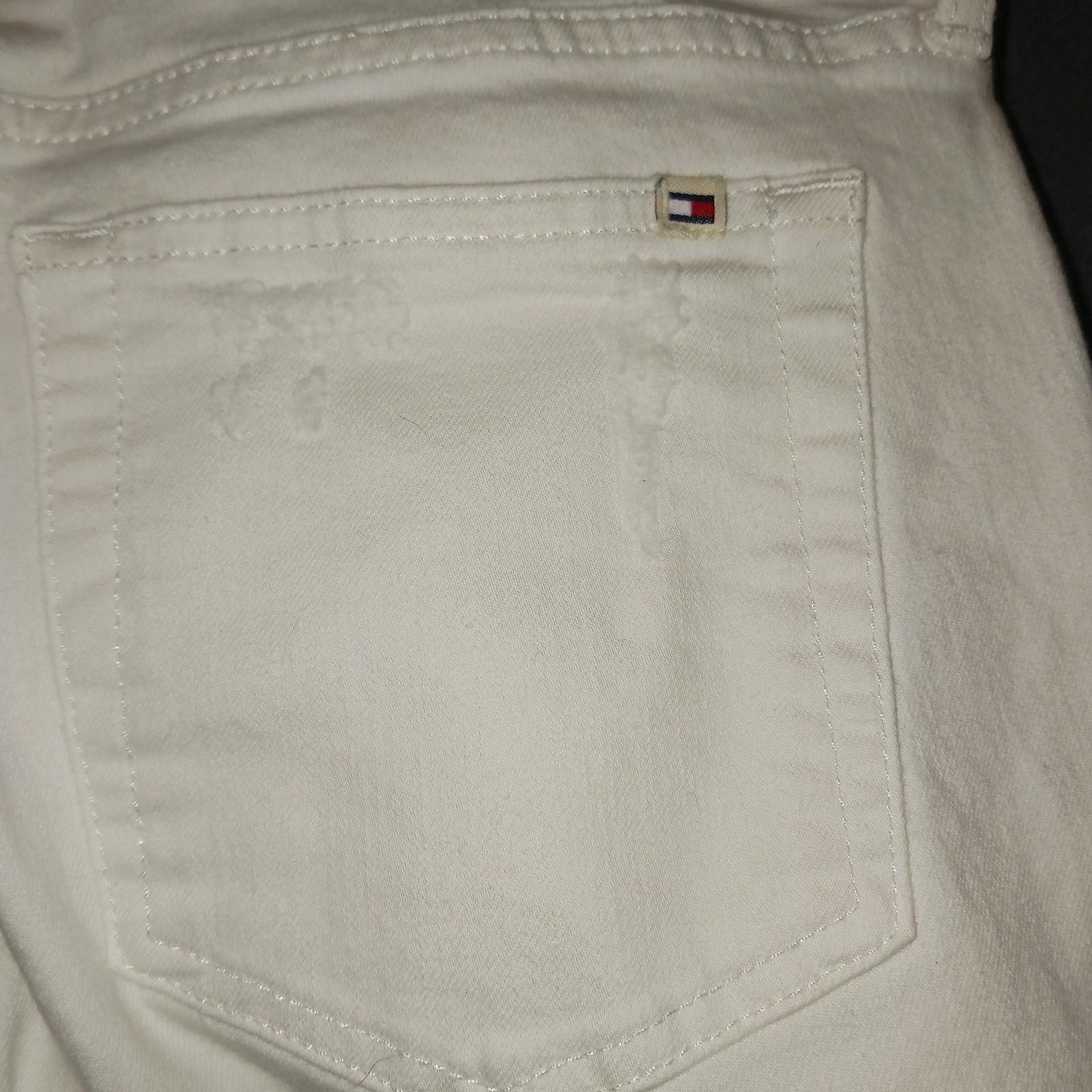 Tommy Hilfiger White Distressed Boyfriend Jeans, Ripped Denim, Women’s Size 2