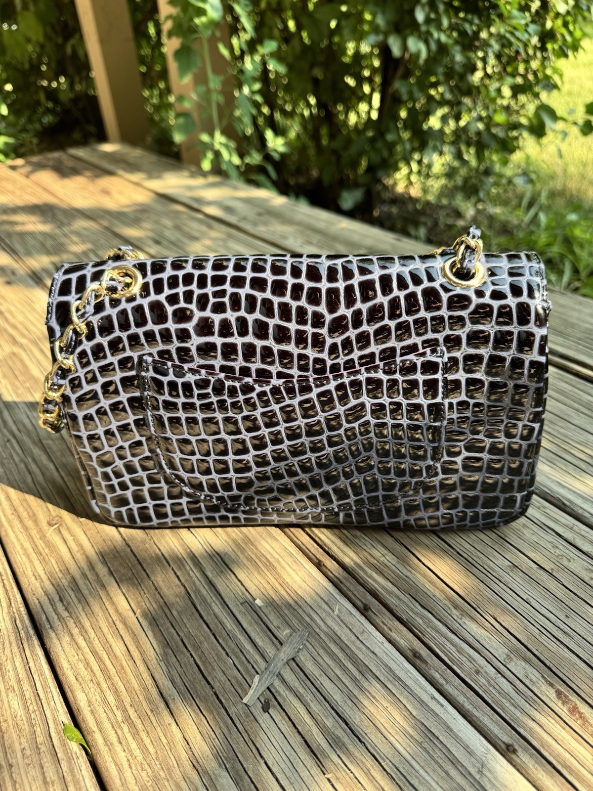 Black Crocodile Pattern Glossy Shoulder Bag Gold Chain Strap Turn Lock, Pockets
