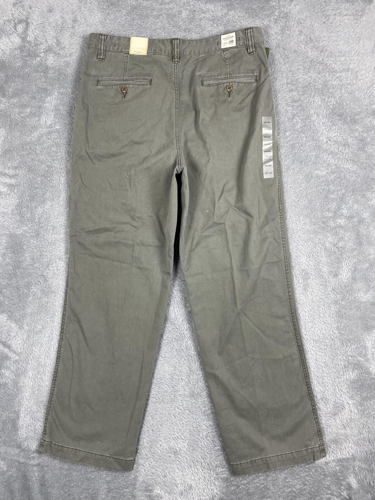Eddie Bauer Pants Mens 36×32* Artichoke Green Relaxed Fit Pleated Khaki Chino