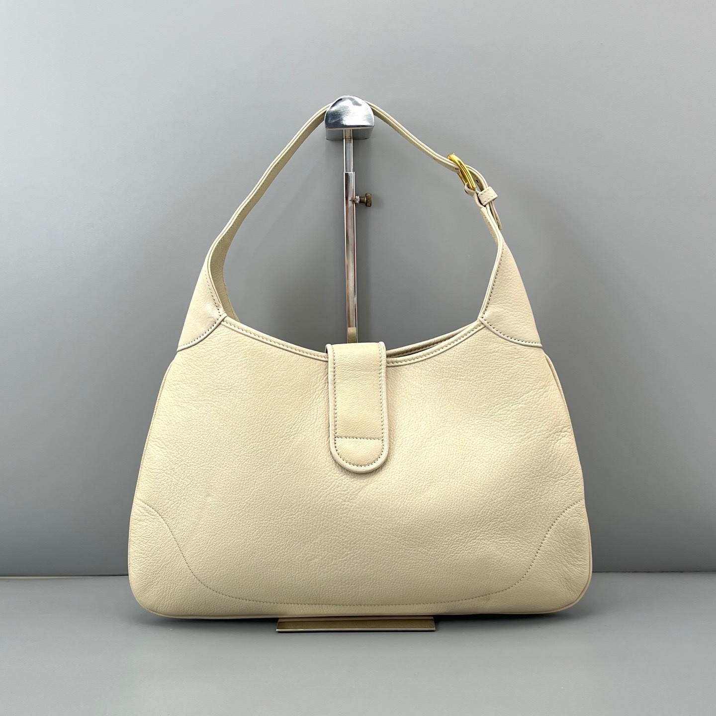 Gucci Pre-Owned Authentic Underarm Bag 39*25*6cm Free Tracked Shipping