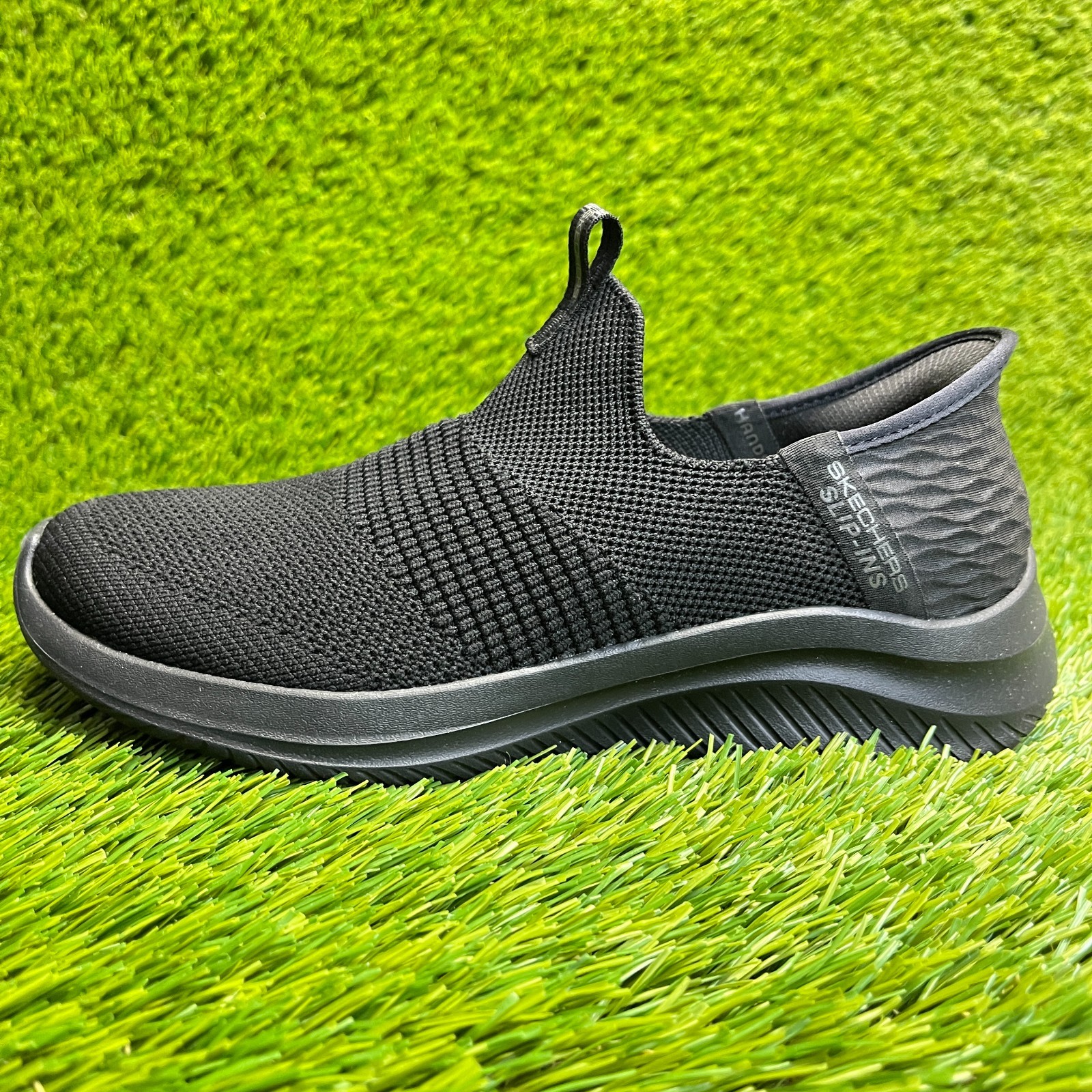 Skechers Ultra Flex 3.0 Cozy Womens Size 6D Black Walking Slip On Shoes Sneakers