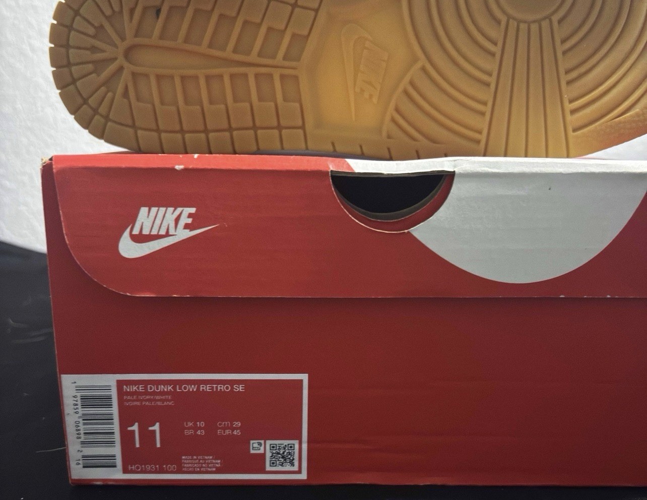 Size 11 – Nike Dunk SE Low Light Orewood Gum